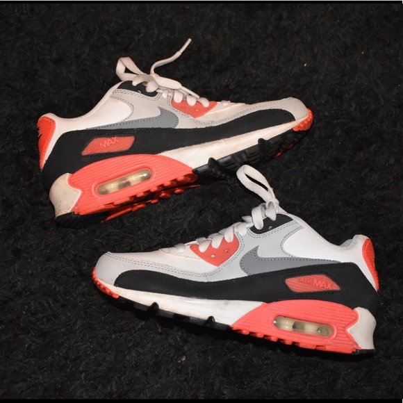 Nike Shoes - Nike airmax infrareds